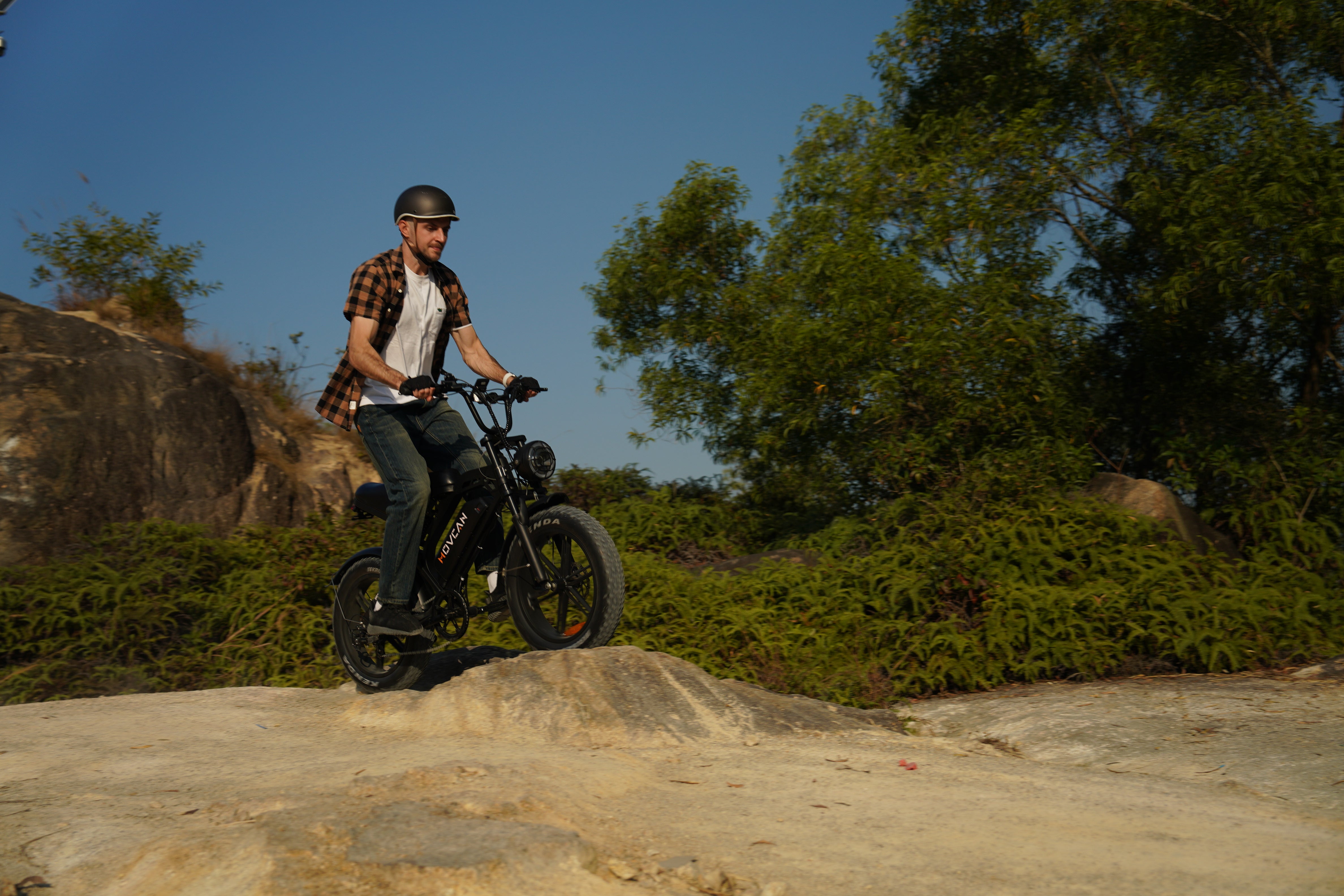 V20 Fat Tire Electric Bike 1000W motor 48V 15.6AH battery