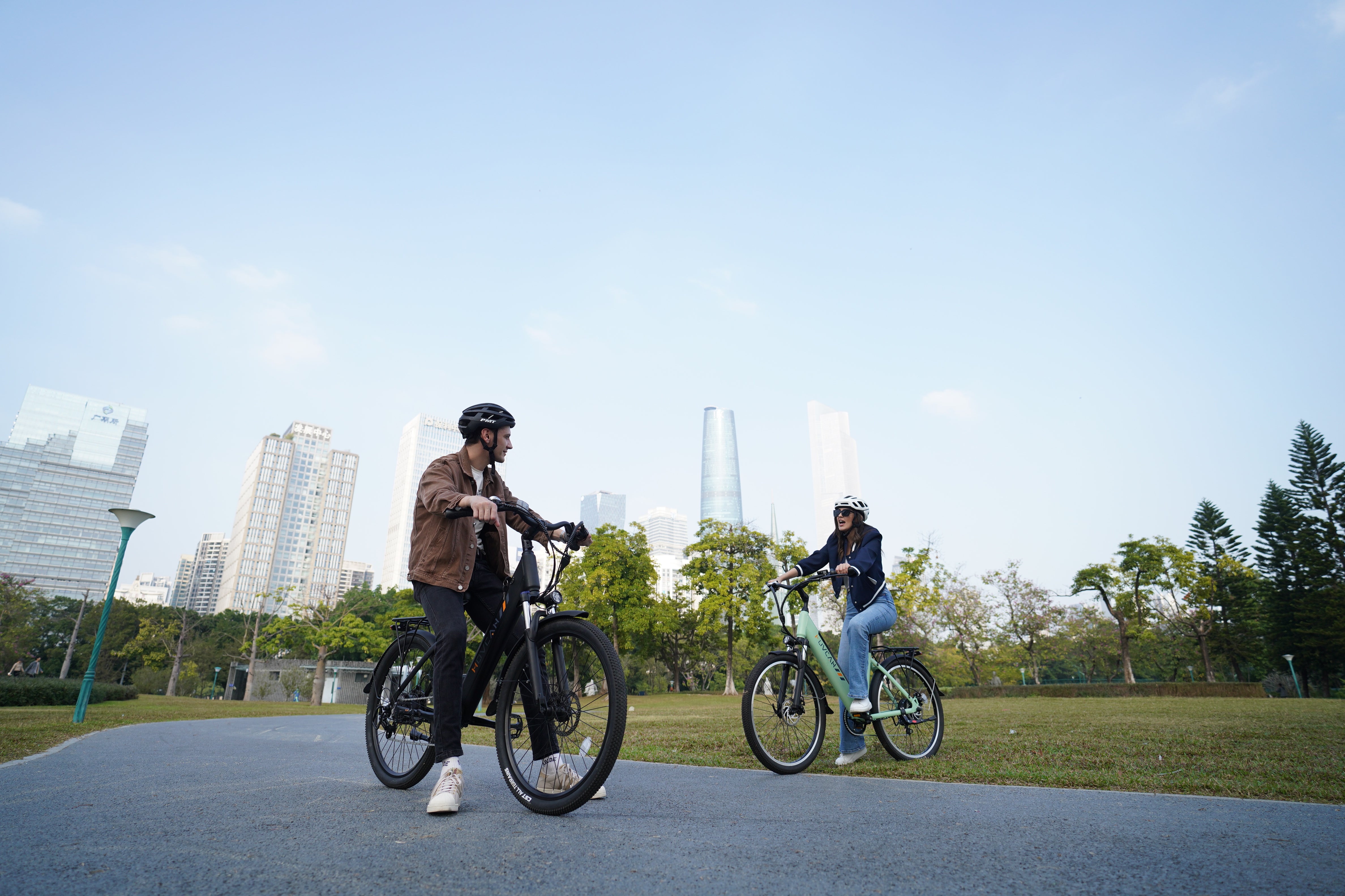 V80 Fat Tire Electric Bike 1000W motor 48V 13AH battery