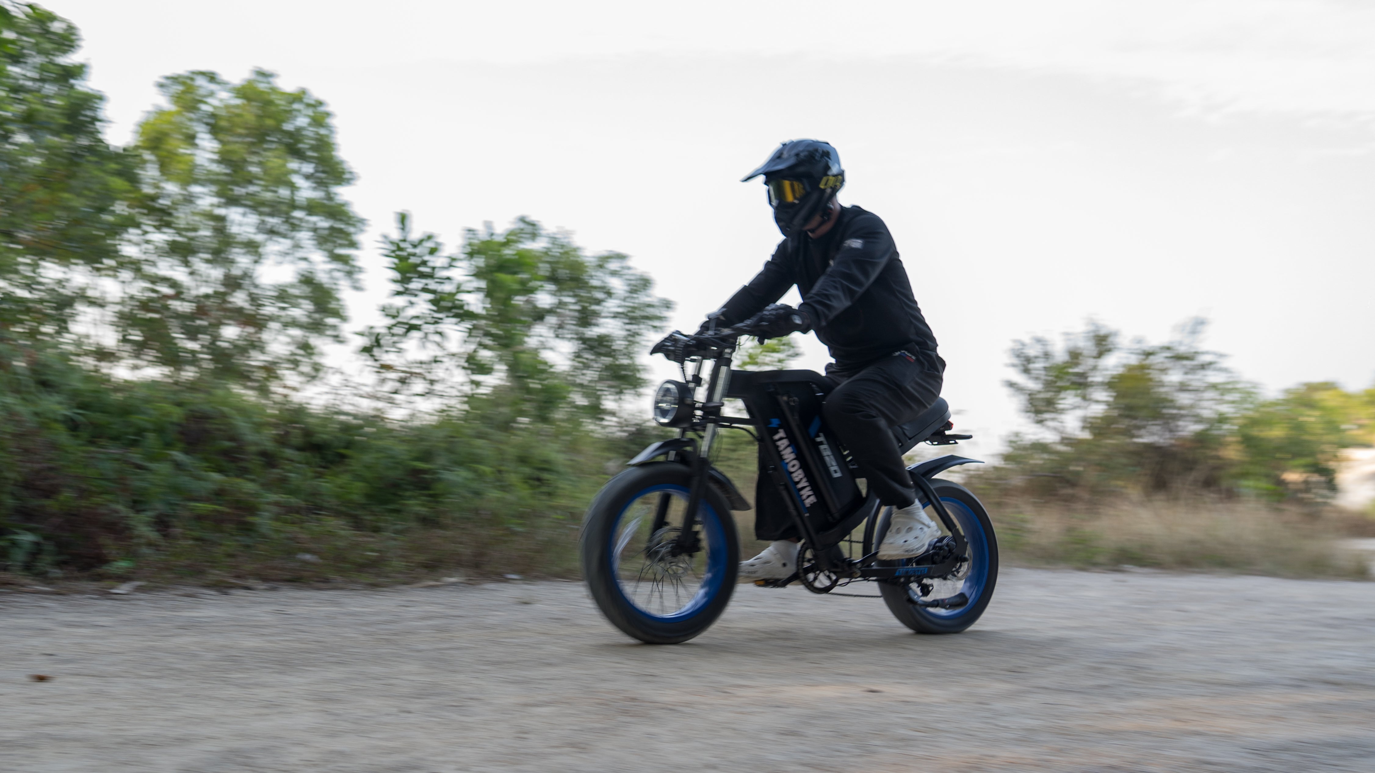 TB20 Fat Tire Electric Bike 2000W motor 48V 26AH battery Instrument with APP & NFC